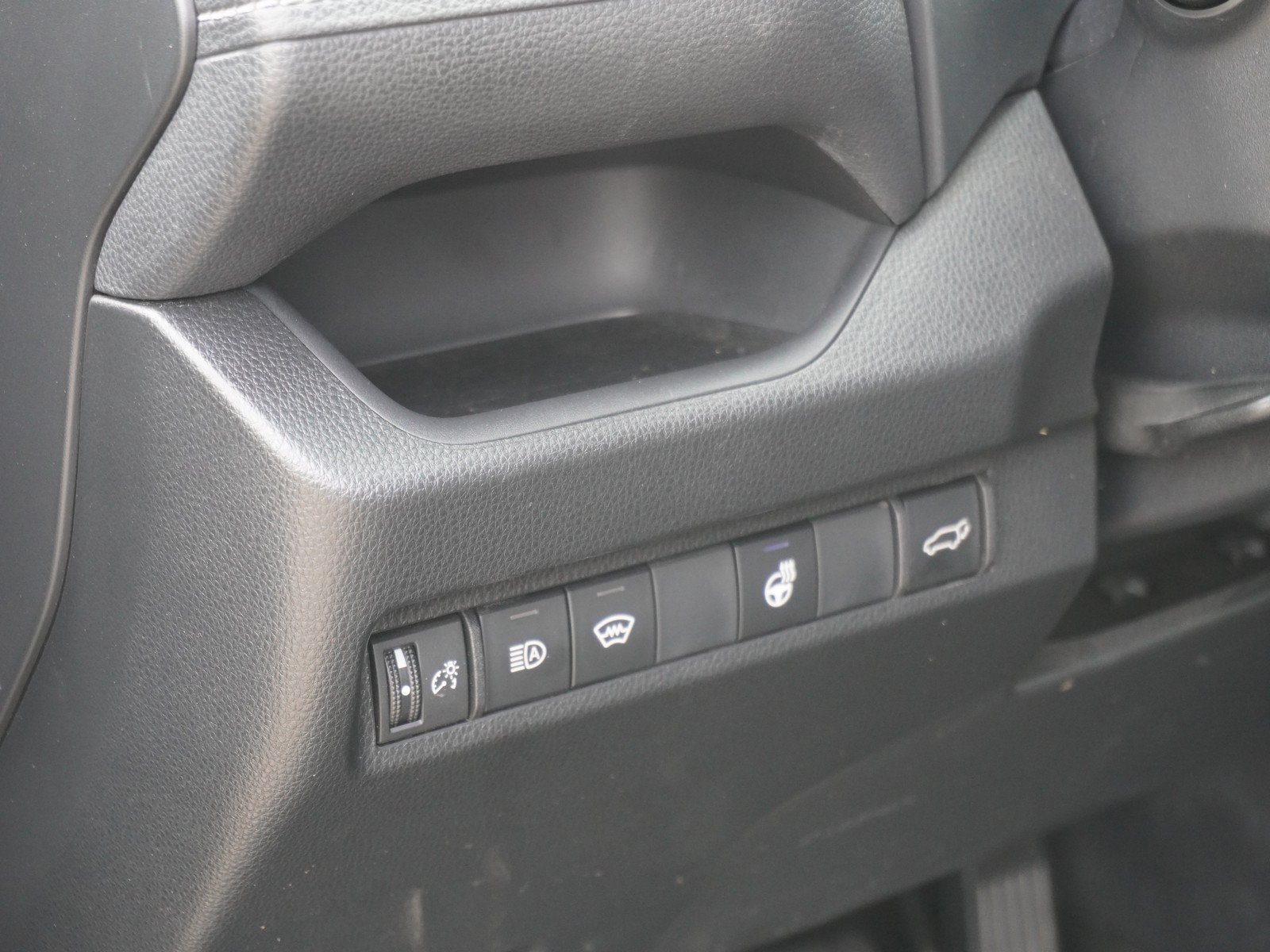 Used 2024 Toyota RAV4 XLE Premium w/ Weather Package AWD/4WD image 20