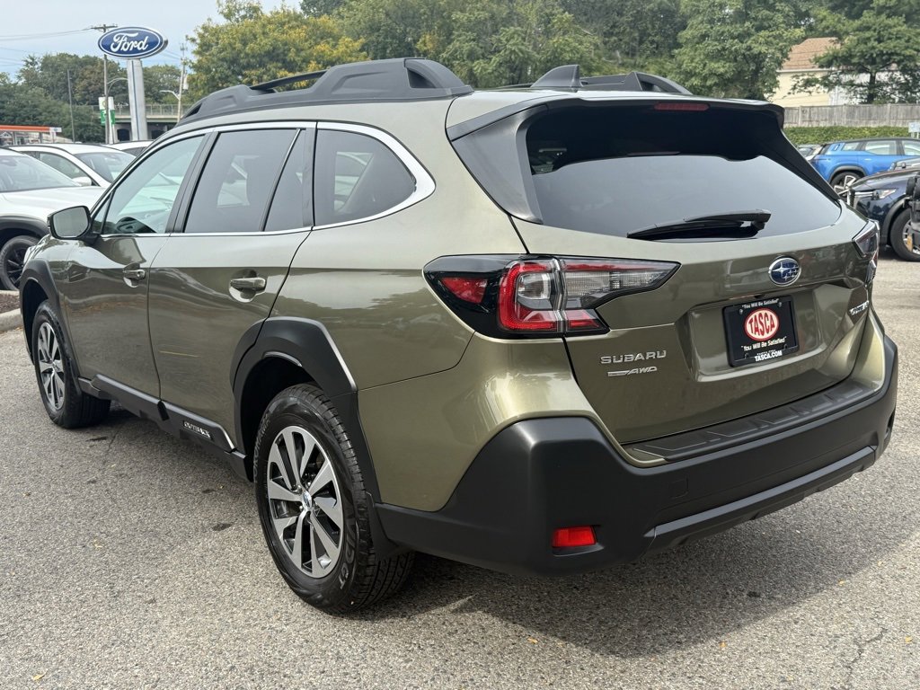 Certified 2025 Subaru Outback Premium image 10
