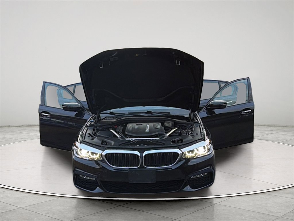 Used 2018 BMW 540i xDrive w/ M Sport Package image 38