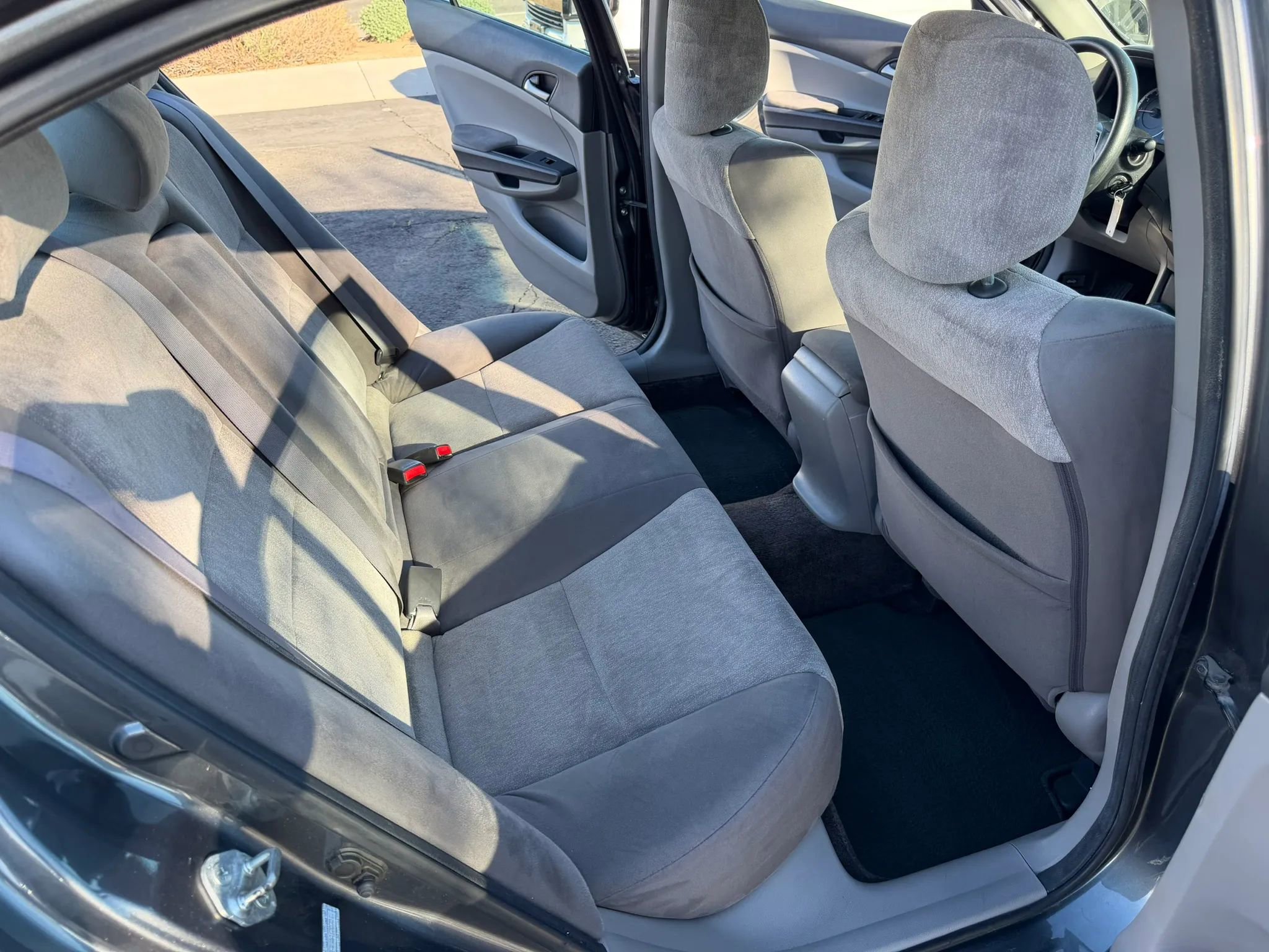 Used 2010 Honda Accord LX-P image 23