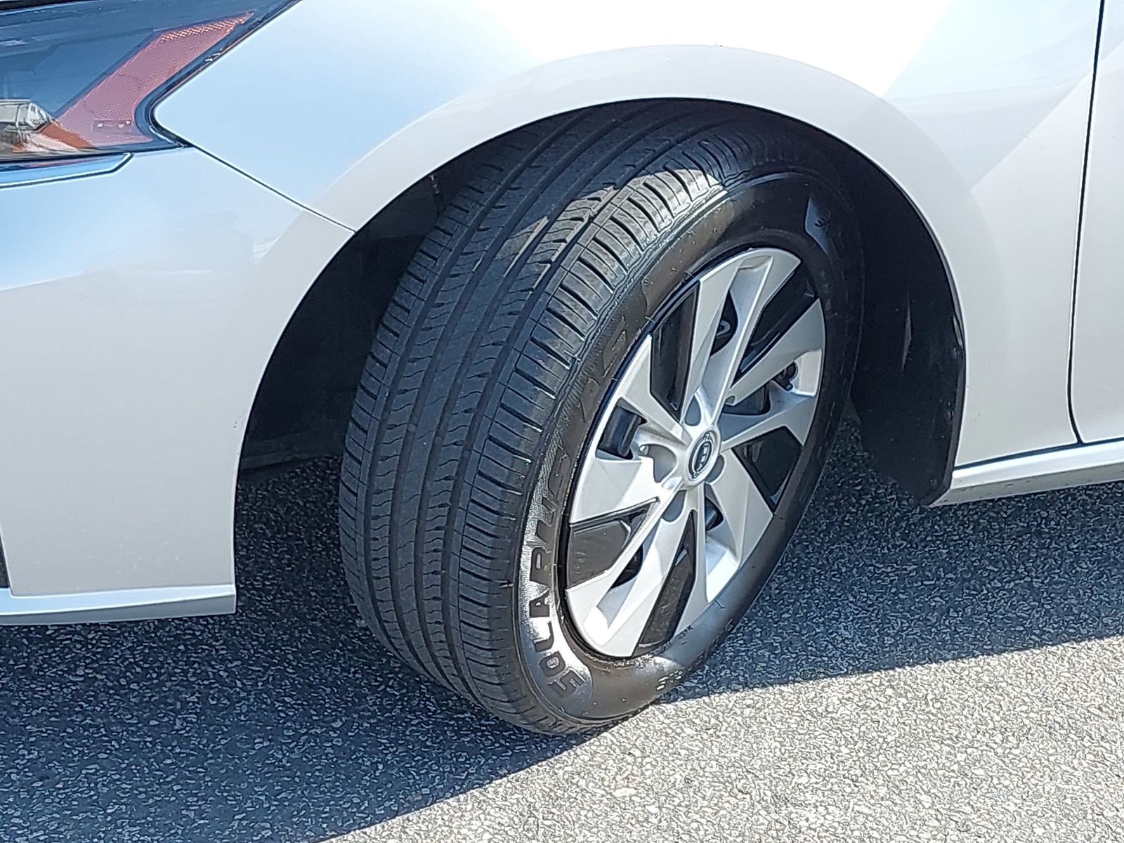 Used 2024 Nissan Altima 2.5 S image 31