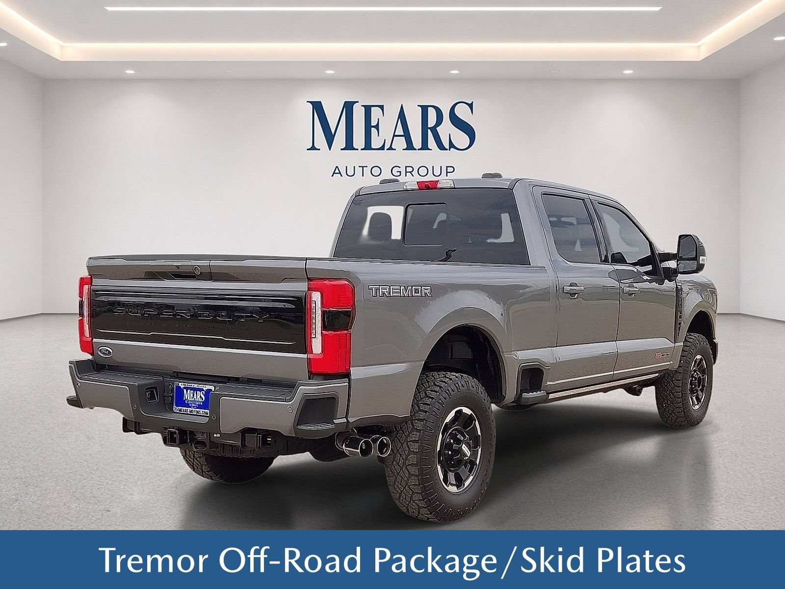 Used 2025 Ford F250 Platinum w/ Tremor Off-Road Package AWD/4WD image 6