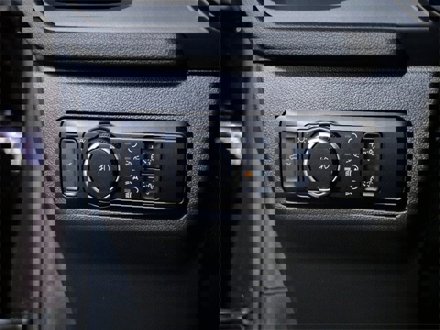 Certified 2023 Ford Escape ST-Line Select w/ Tech Pack #2 image 22