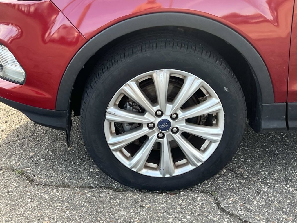 Used 2017 Ford Escape Titanium AWD/4WD image 8