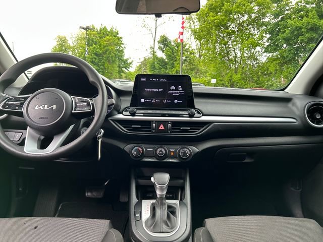 Used 2023 Kia Forte LXS w/ LXS Technology Package FWD image 13