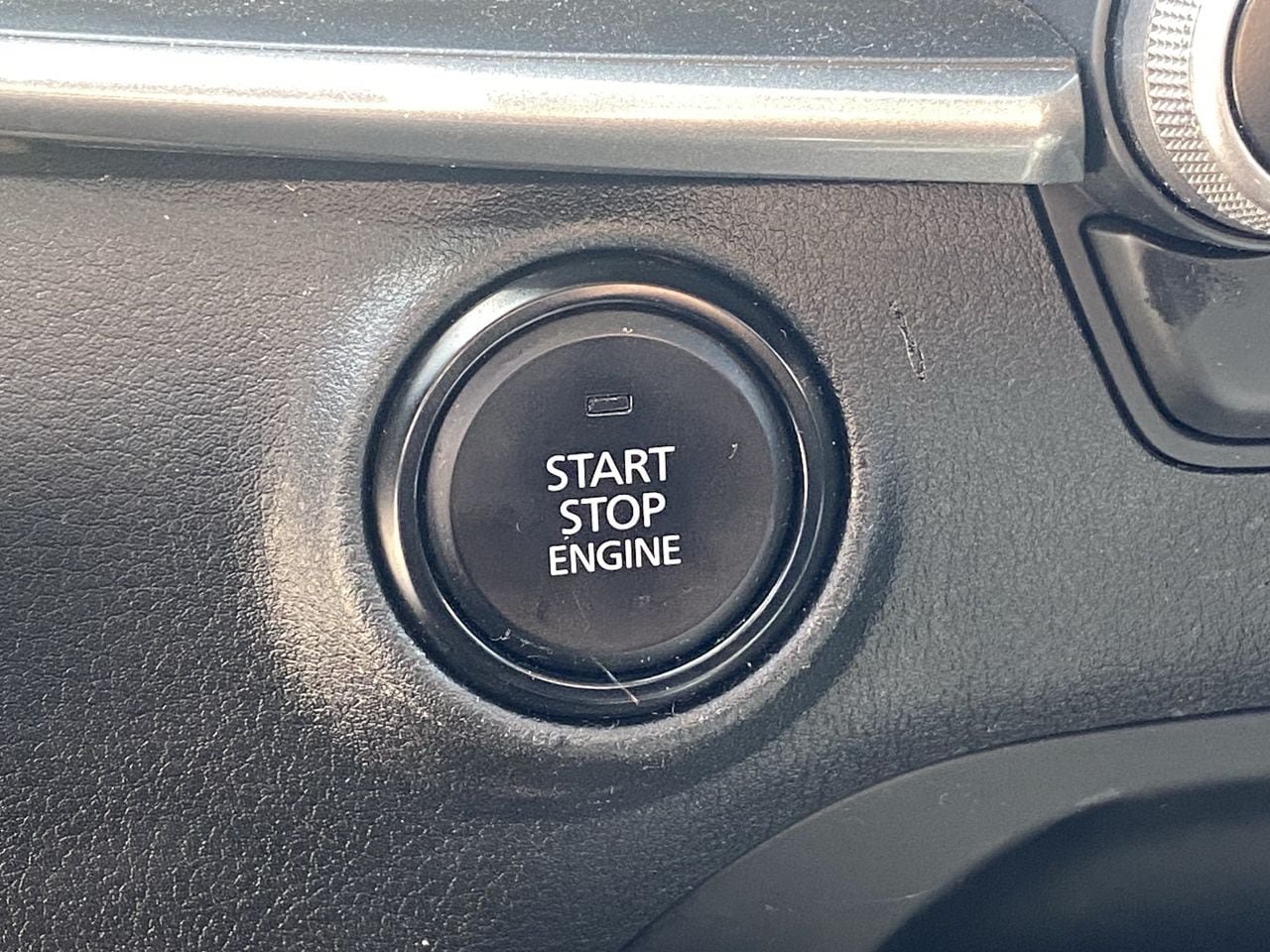 Used 2024 MAZDA MAZDA3 s FWD image 10