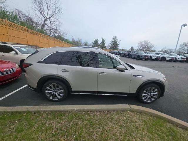 Used 2025 MAZDA CX-90 3.3 Turbo w/ Premium Plus Pkg image 16