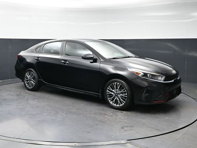 Used 2024 Kia Forte GT-Line FWD image 3