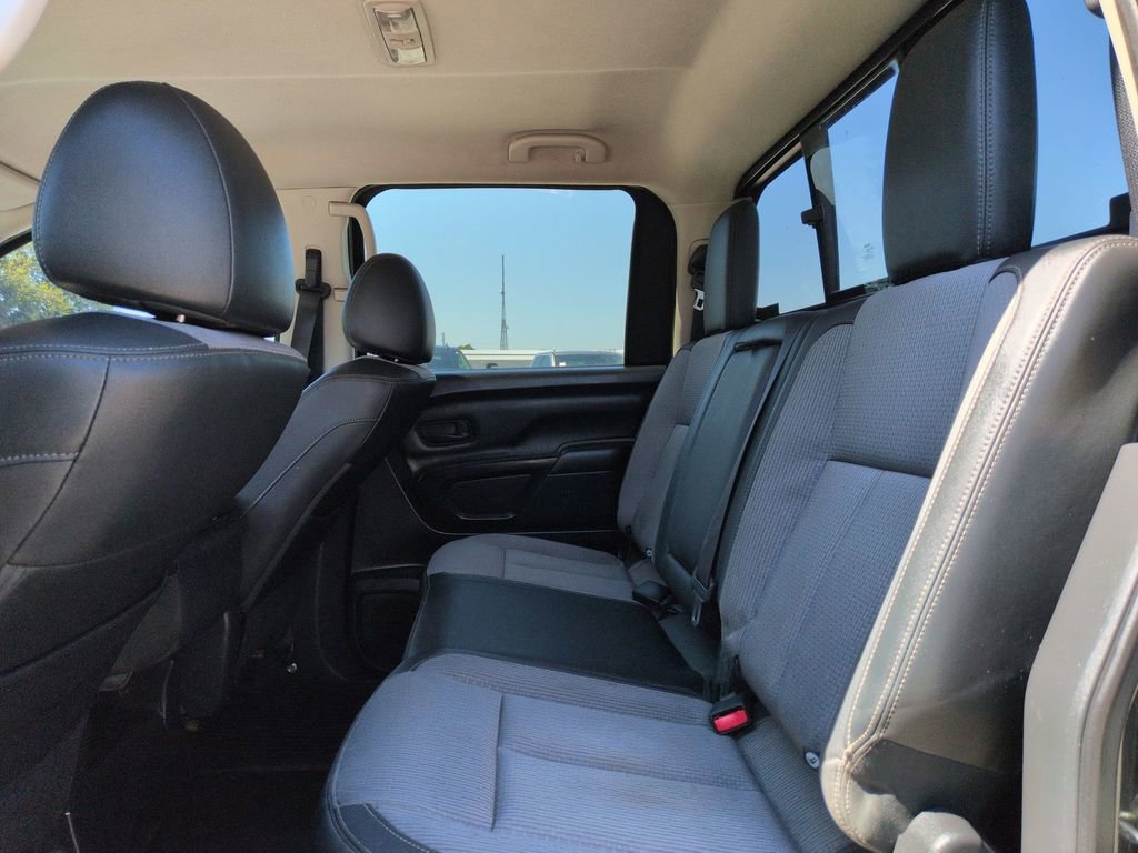 Used 2019 Nissan Titan S w/ S Utility Package image 23