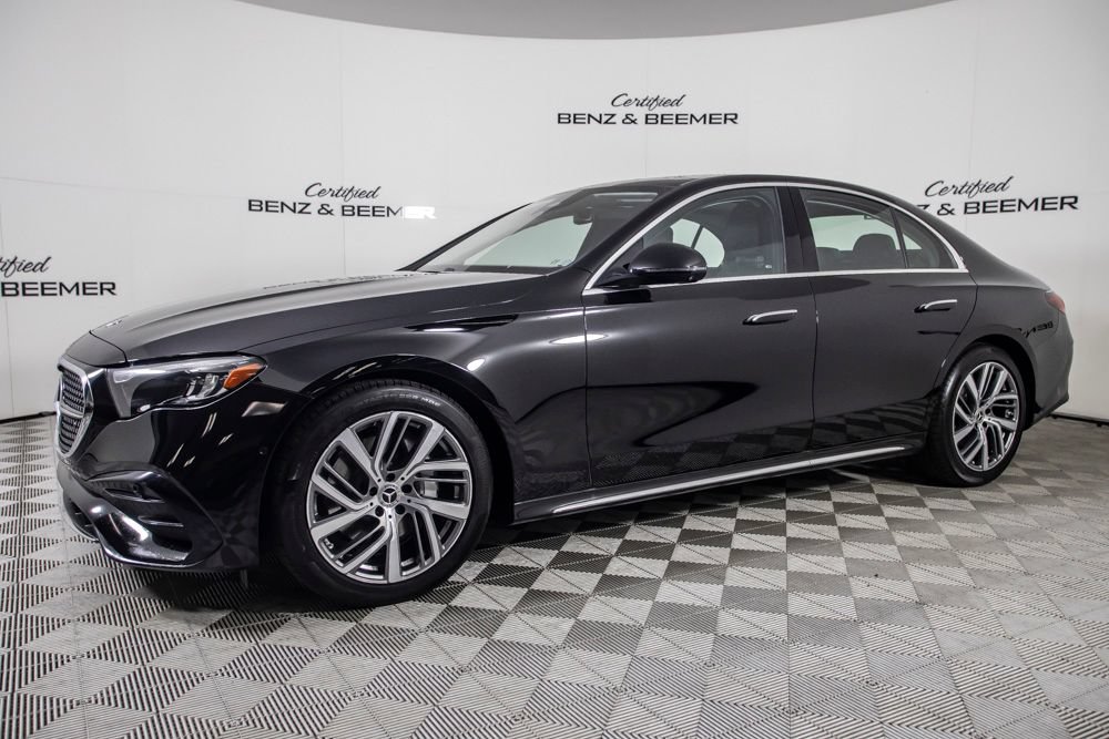 Used 2025 Mercedes-Benz E 350 Sedan w/ Winter Package image 9