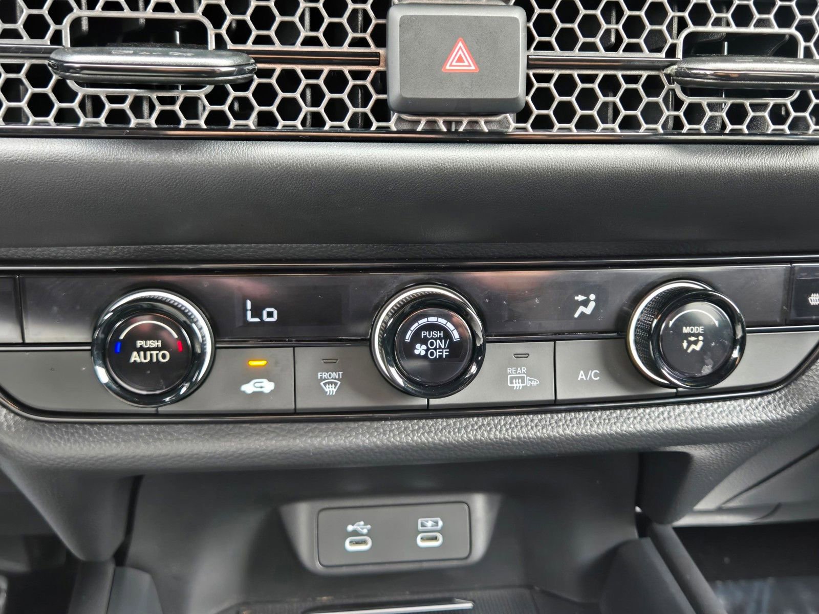 Certified 2026 Honda HR-V Sport image 26