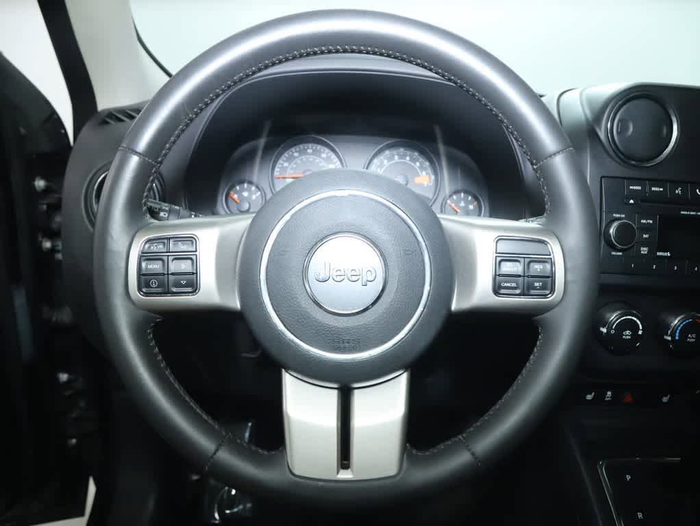 Used 2014 Jeep Patriot High Altitude FWD image 21