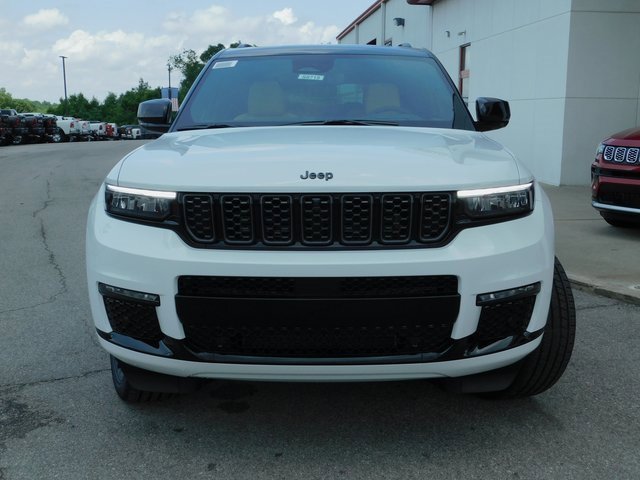 New 2025 Jeep Grand Cherokee L Summit image 3