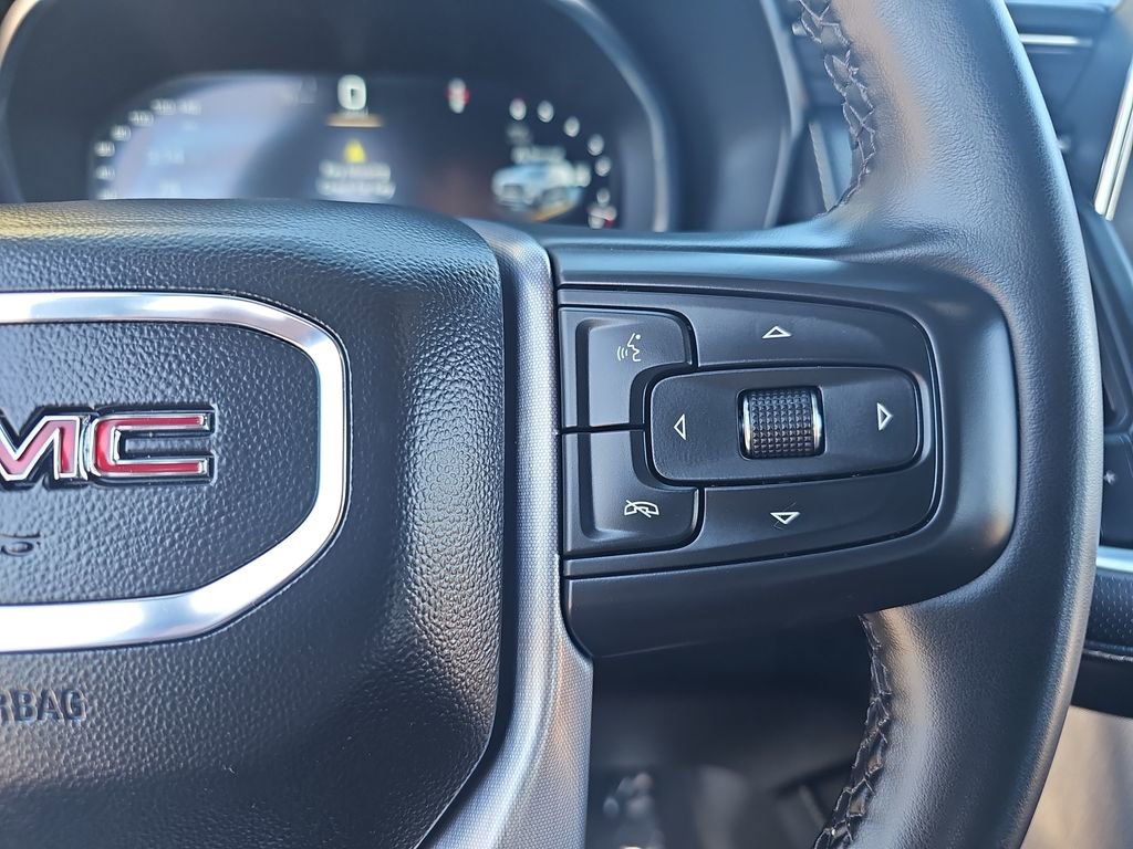 Used 2024 GMC Yukon XL SLT image 20