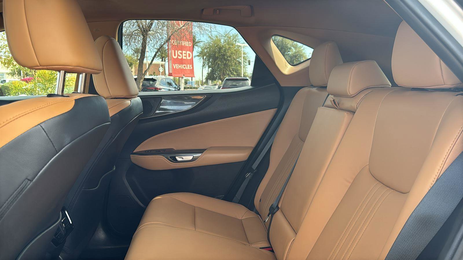 Used 2025 Lexus NX 350h AWD w/ Premium Package image 28