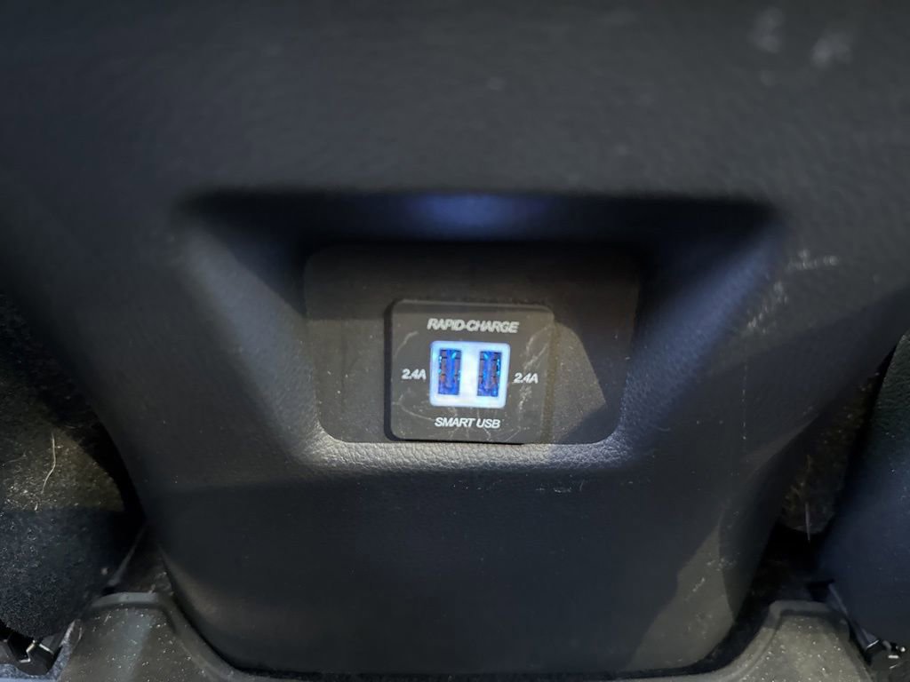 Used 2021 Toyota RAV4 LE image 39