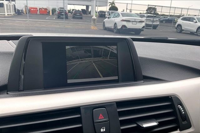 Used 2018 BMW 320i Sedan image 21