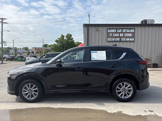 Used 2024 MAZDA CX-5 AWD 2.5 S w/ Select Package image 4