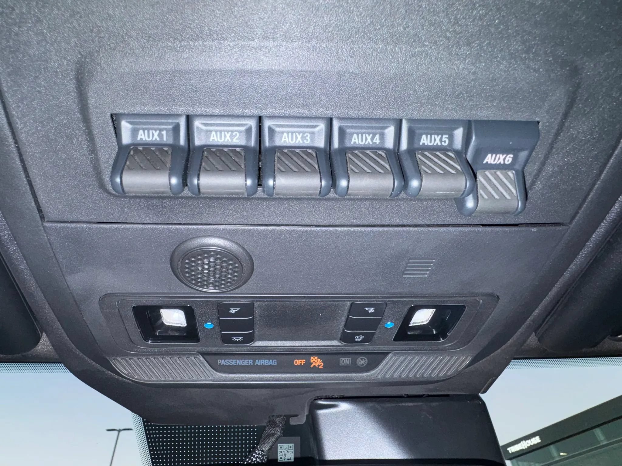 Used 2023 Ford Bronco Wildtrak AWD/4WD image 24