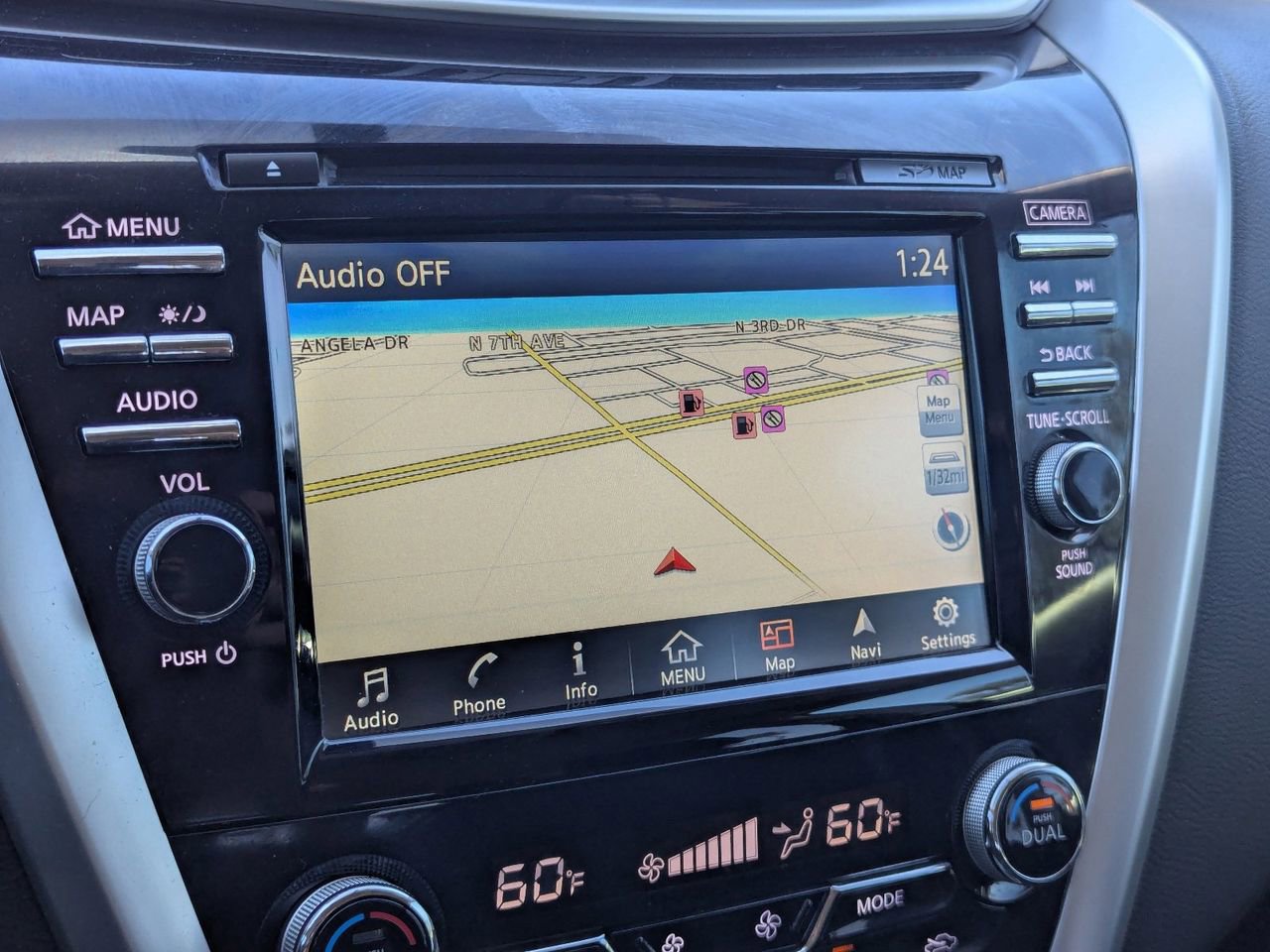 Used 2018 Nissan Murano S image 24