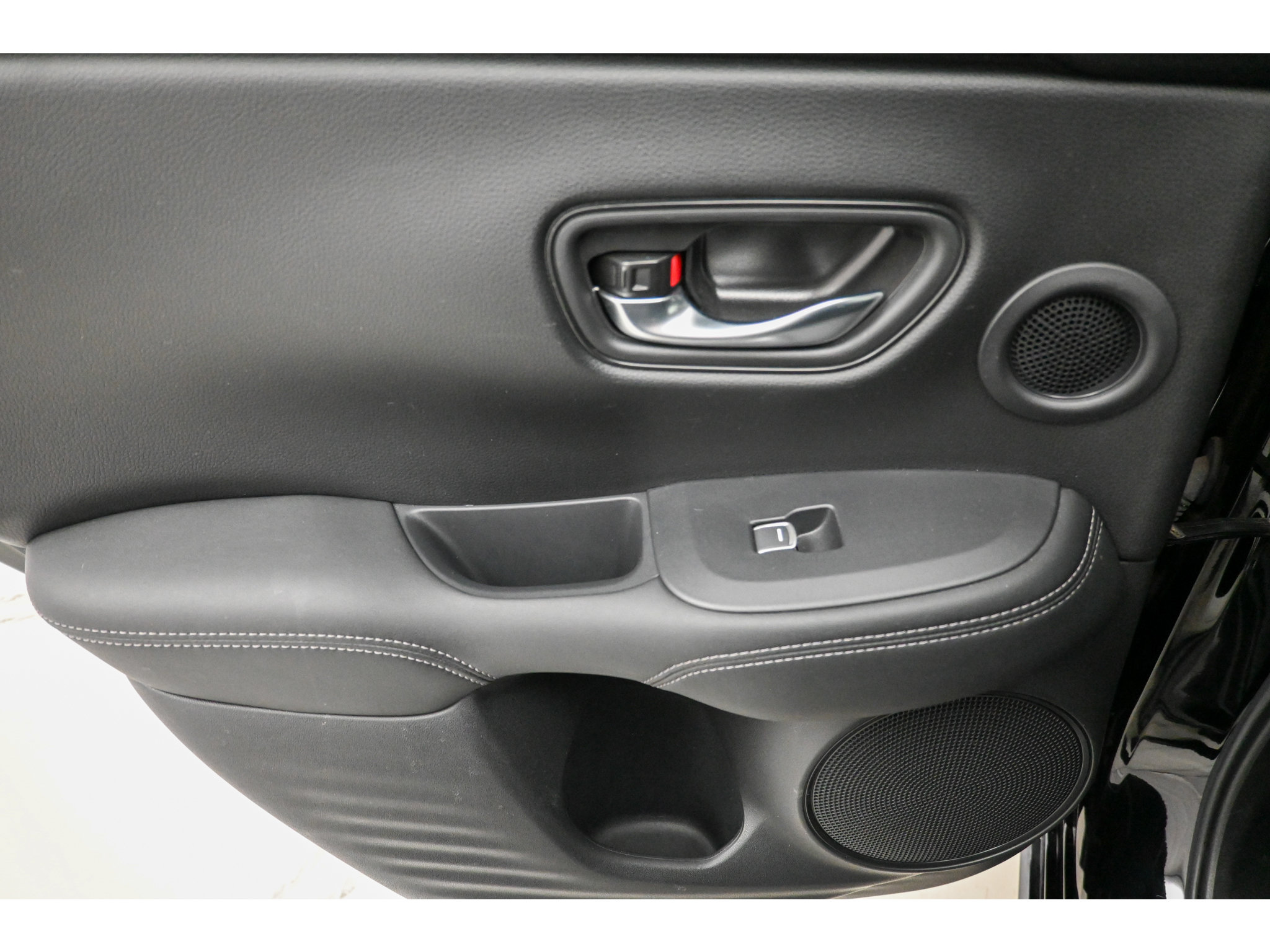 Used 2024 Honda HR-V EX-L image 26