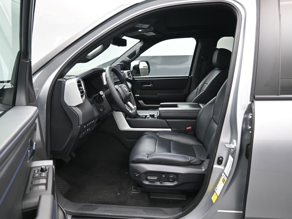 Used 2024 Toyota Tundra Platinum image 9