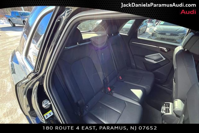 Used 2025 Audi Q3 2.0T Premium w/ Convenience Package image 19