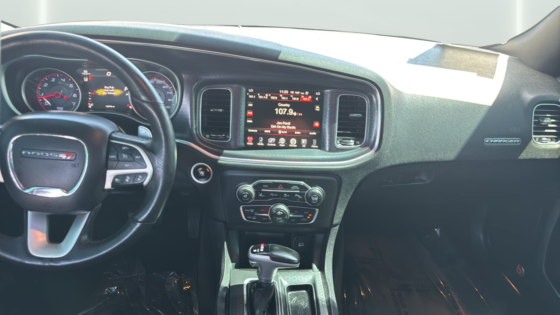 Used 2016 Dodge Charger R/T Scat Pack w/ Technology Group RWD image 15