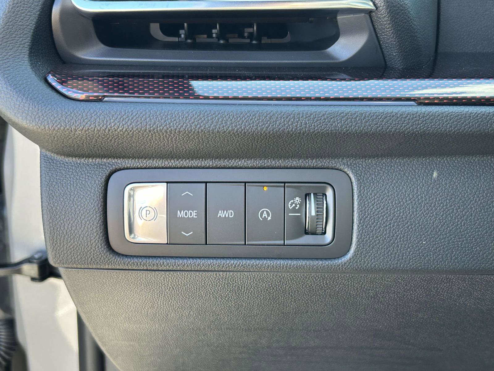 New 2026 Chevrolet Traverse Z71 w/ LPO, Floor Liner Package image 22