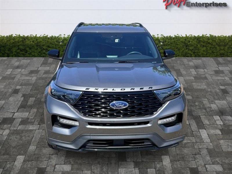 Used 2023 Ford Explorer ST-Line w/ Class IV Trailer Tow Package RWD image 5