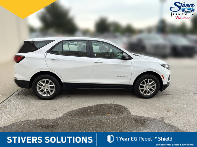 Used 2024 Chevrolet Equinox LS AWD/4WD image 5