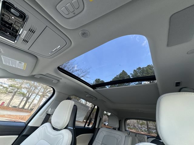 New 2026 Lincoln Aviator Reserve w/ Luxury Package RWD image 22
