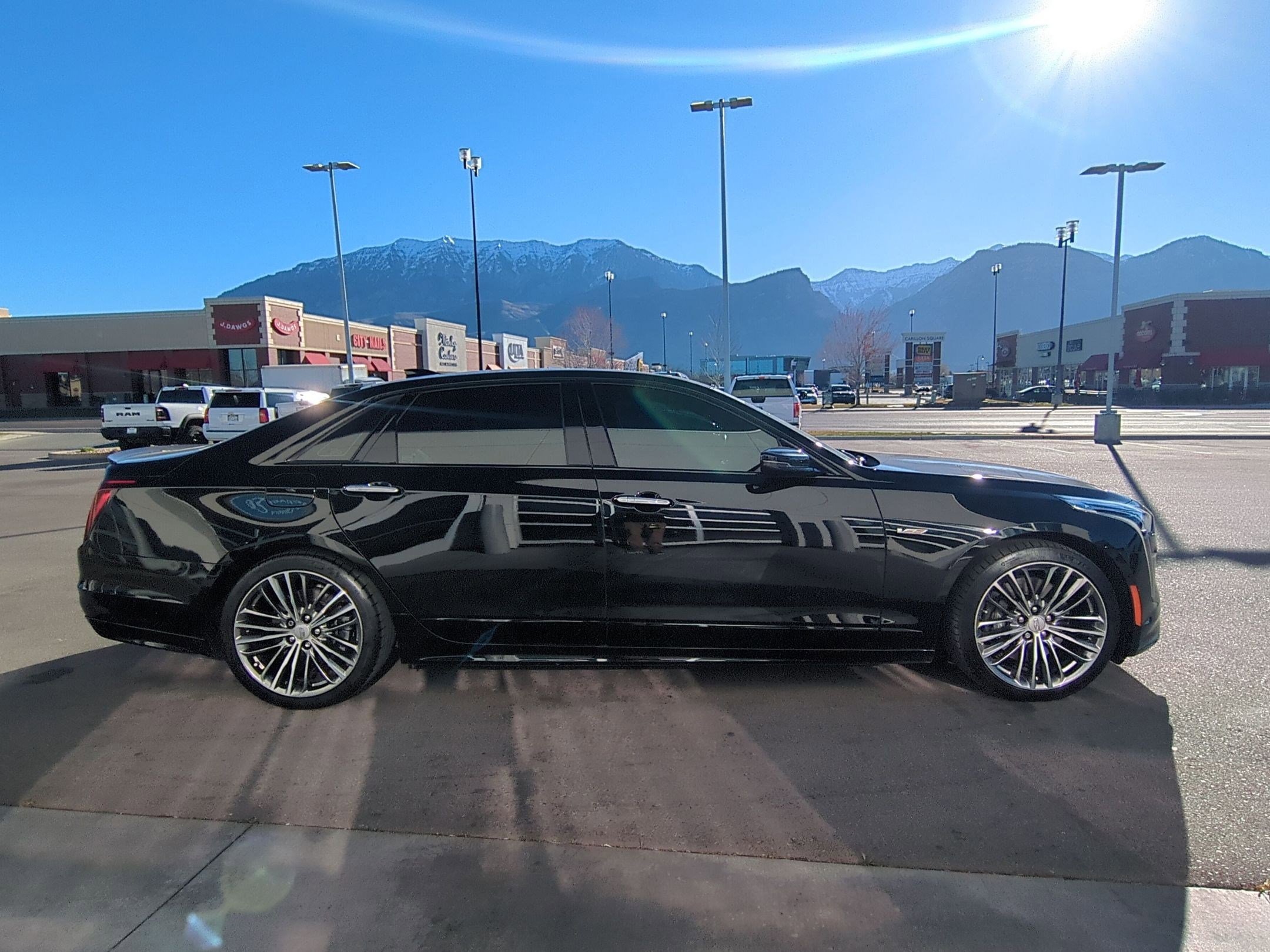 Used 2020 Cadillac CT6 V image 2