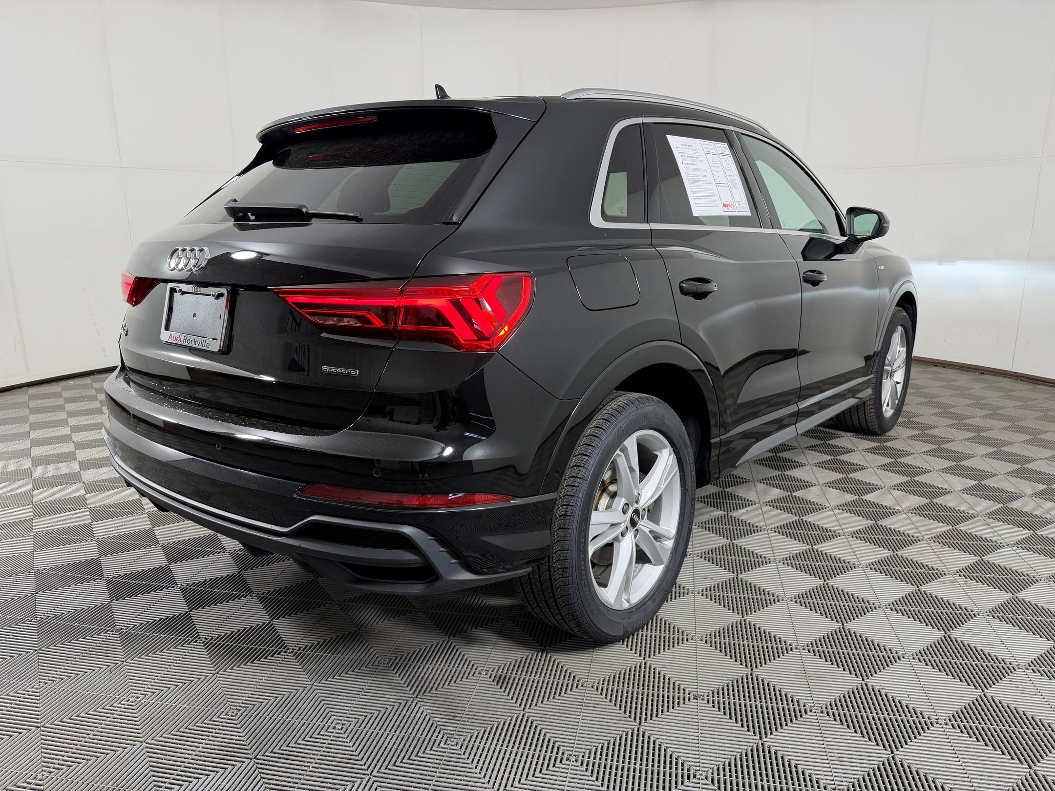 Certified 2023 Audi Q3 2.0T Premium Plus w/ Premium Plus Package image 9