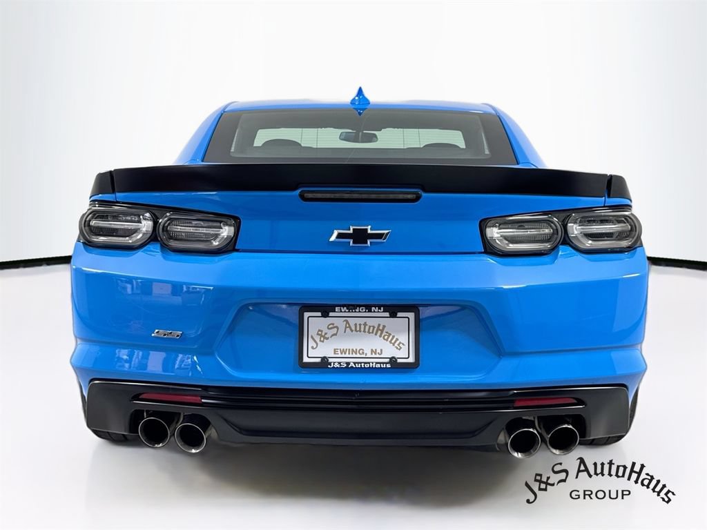 Used 2023 Chevrolet Camaro SS RWD image 6