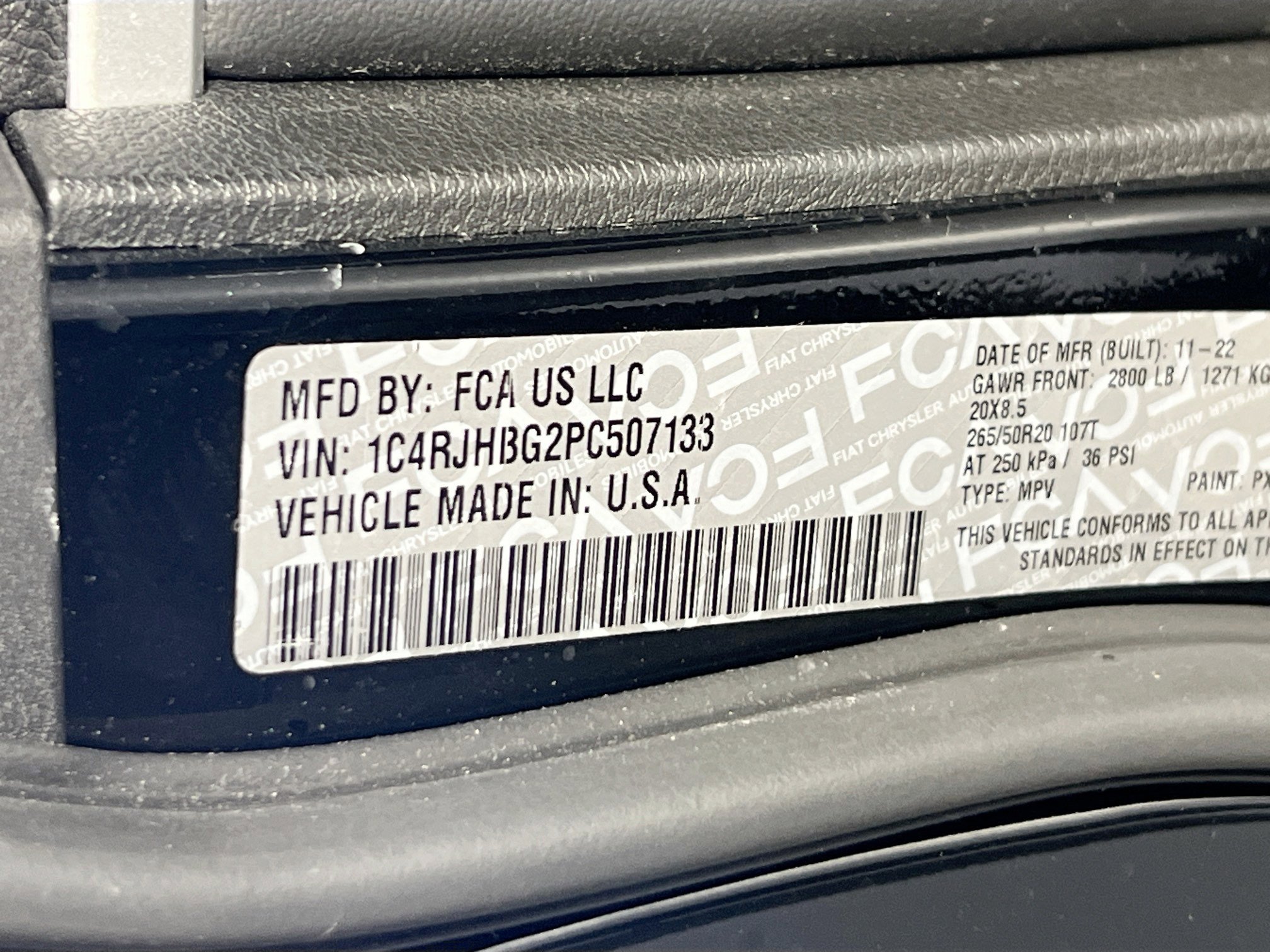 Used 2023 Jeep Grand Cherokee Limited AWD/4WD image 31
