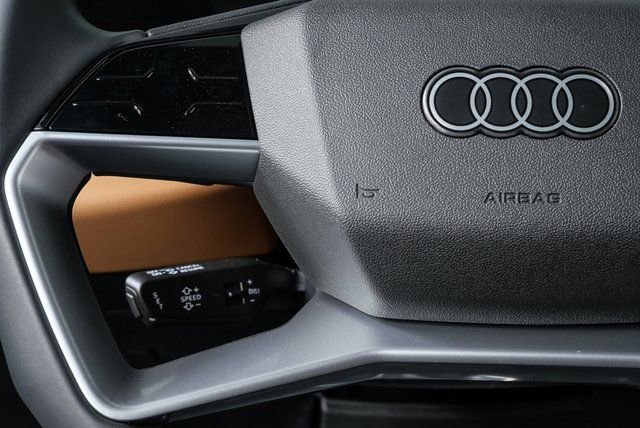 Used 2025 Audi A5 2.0T Premium Plus image 11