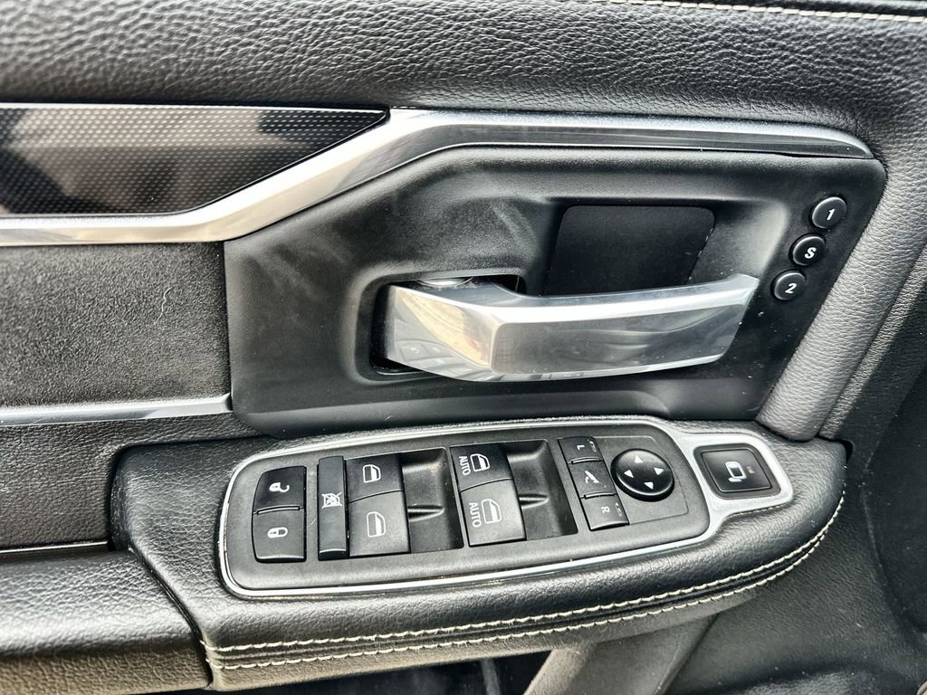 Used 2021 RAM 3500 Laramie w/ Night Edition image 22