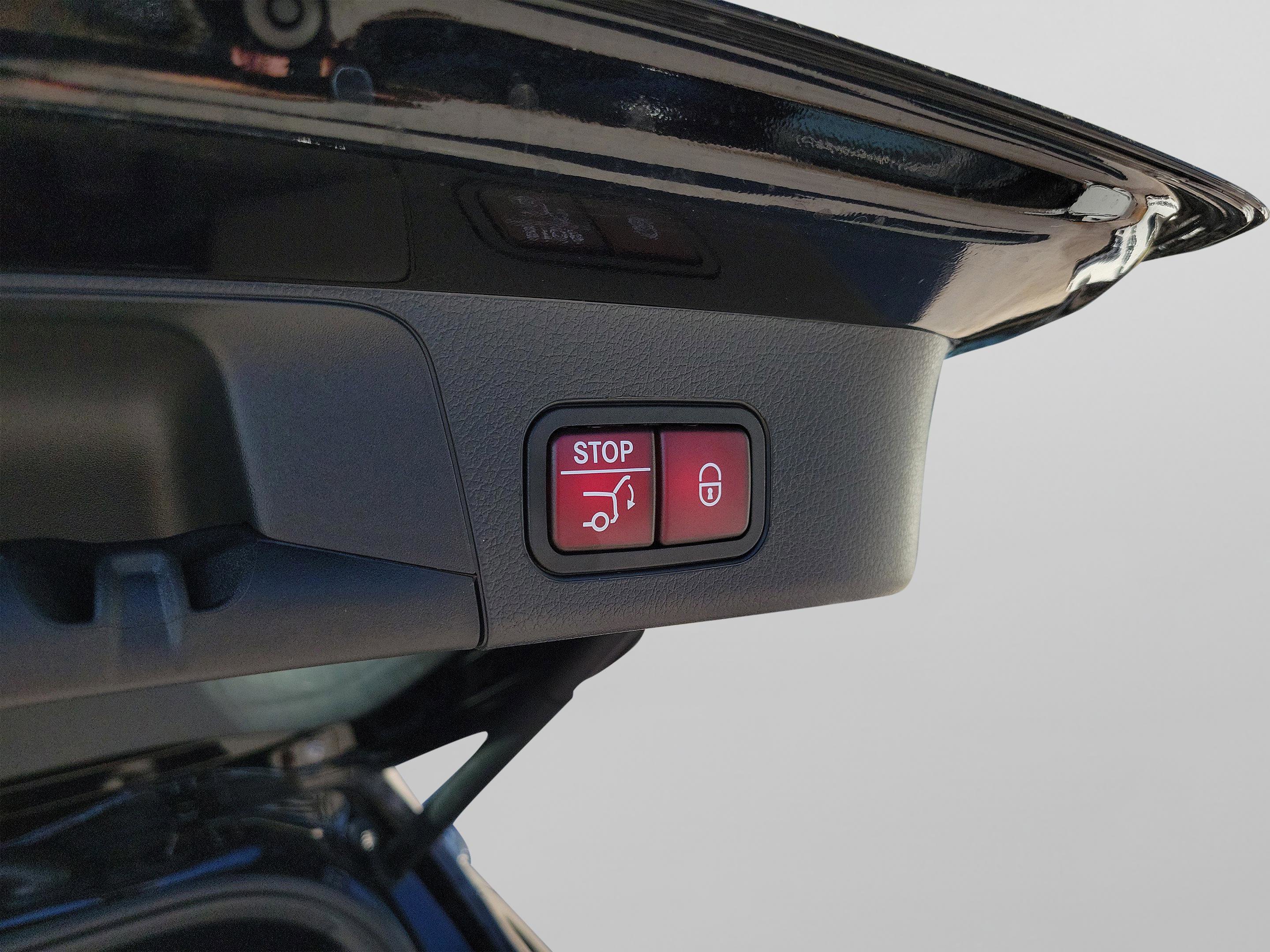 New 2026 Mercedes-Benz GLB 35 AMG 4MATIC image 5