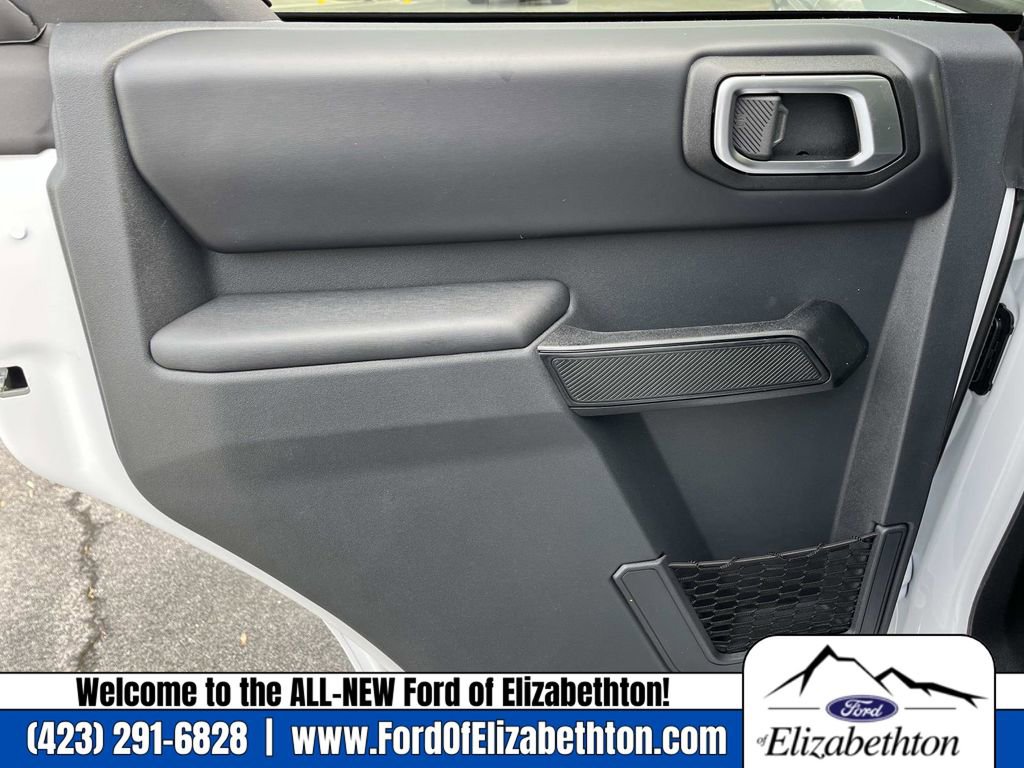 New 2025 Ford Bronco Outer Banks w/ Sasquatch Package image 16