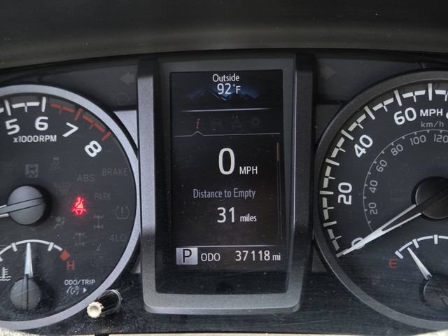 Used 2022 Toyota Tacoma TRD Off-Road w/ Technology Package AWD/4WD image 20
