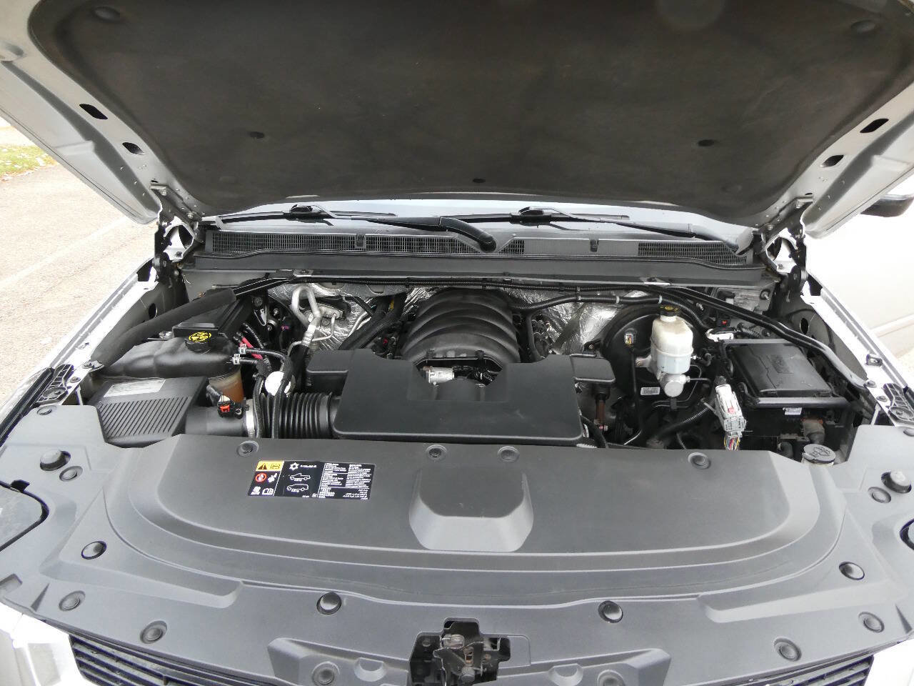 Used 2015 Cadillac Escalade ESV Luxury image 40