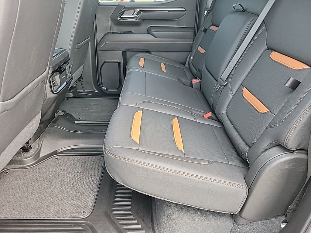 Used 2025 GMC Sierra 1500 AT4 AWD/4WD image 14