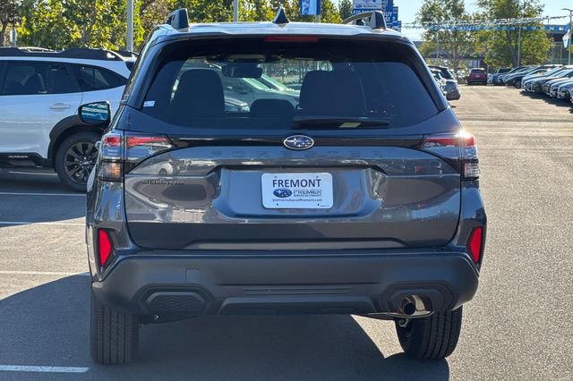 Used 2026 Subaru Forester Premium AWD/4WD image 5
