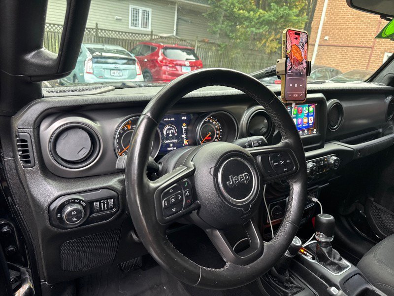 Used 2022 Jeep Gladiator Sport AWD/4WD image 18