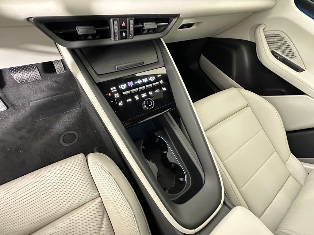 Certified 2026 Porsche Macan 4 Electric w/ Premium Package AWD/4WD image 35