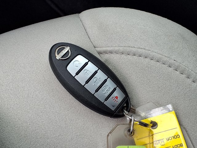 Used 2025 Nissan Altima 2.5 SV FWD image 11