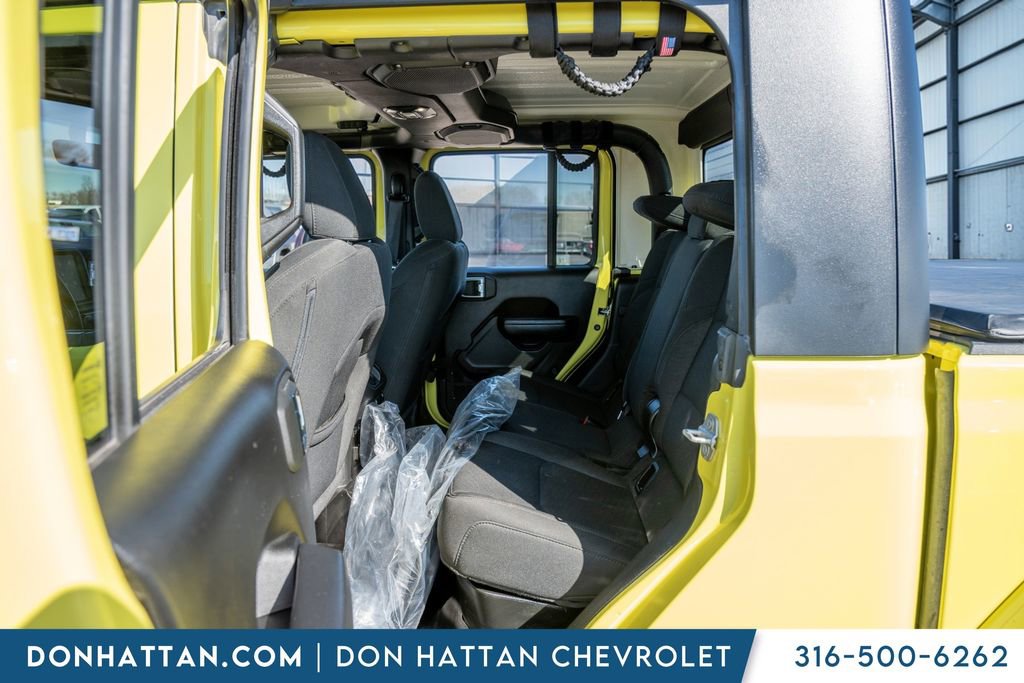 Used 2023 Jeep Gladiator Sport image 21