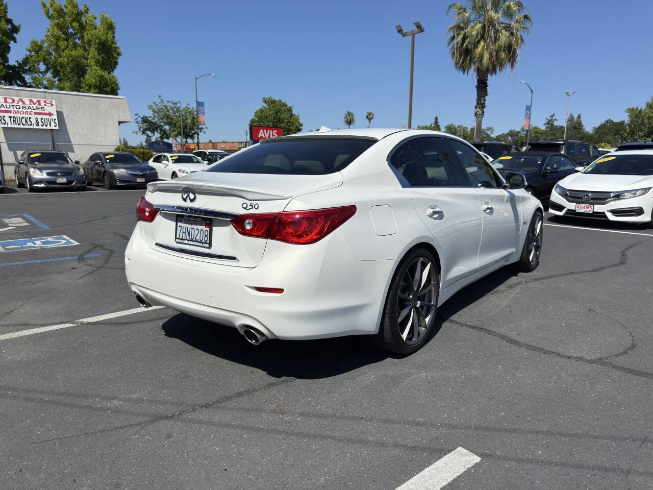 Used 2014 INFINITI Q50 Premium w/ Navigation Package RWD image 3