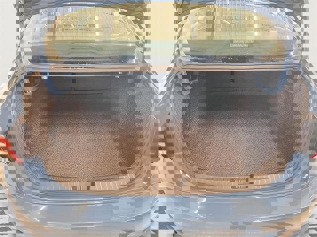 Used 2025 Volkswagen Jetta SE image 10